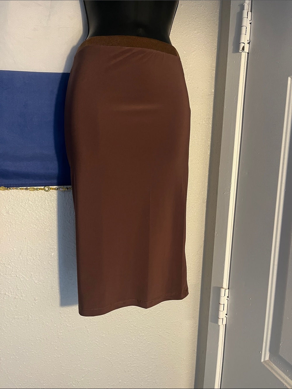 Olivaceous Brown Elastic-Waist Pencil Skirt